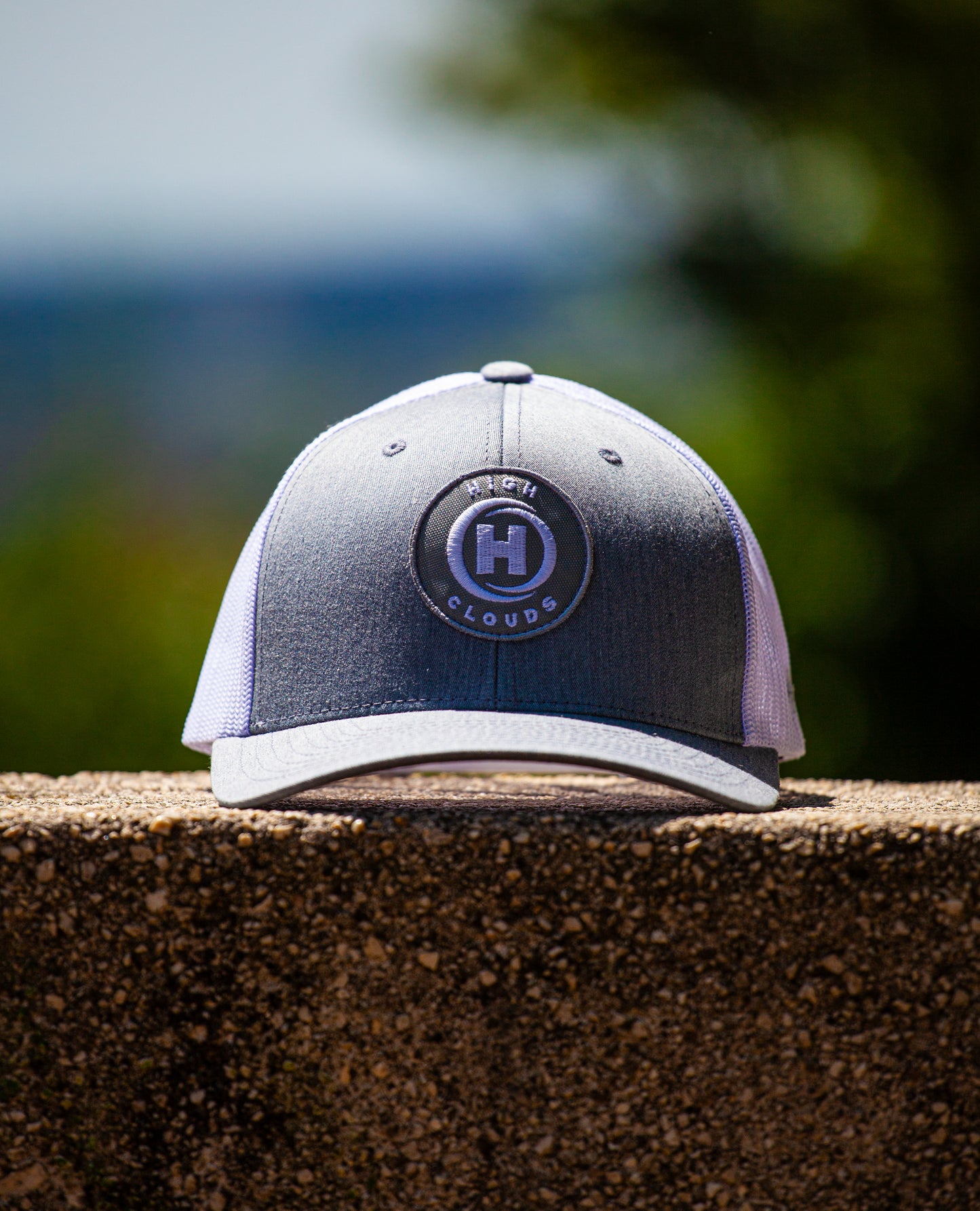 6 paneles Szürke/Fehér HighClouds baseball sapka