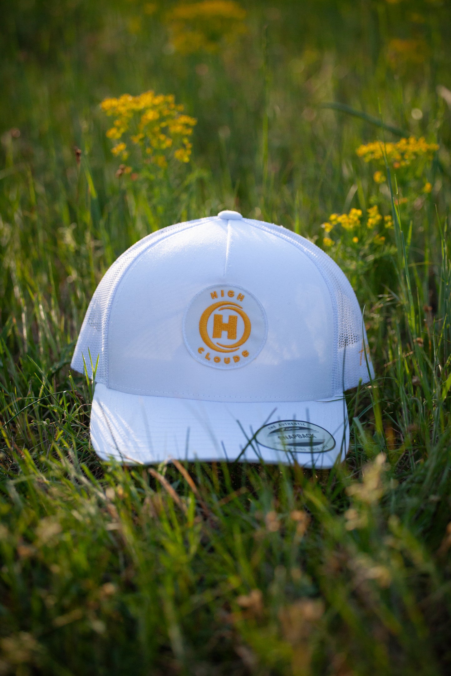 5 paneles Fehér/Arany HighClouds baseball sapka